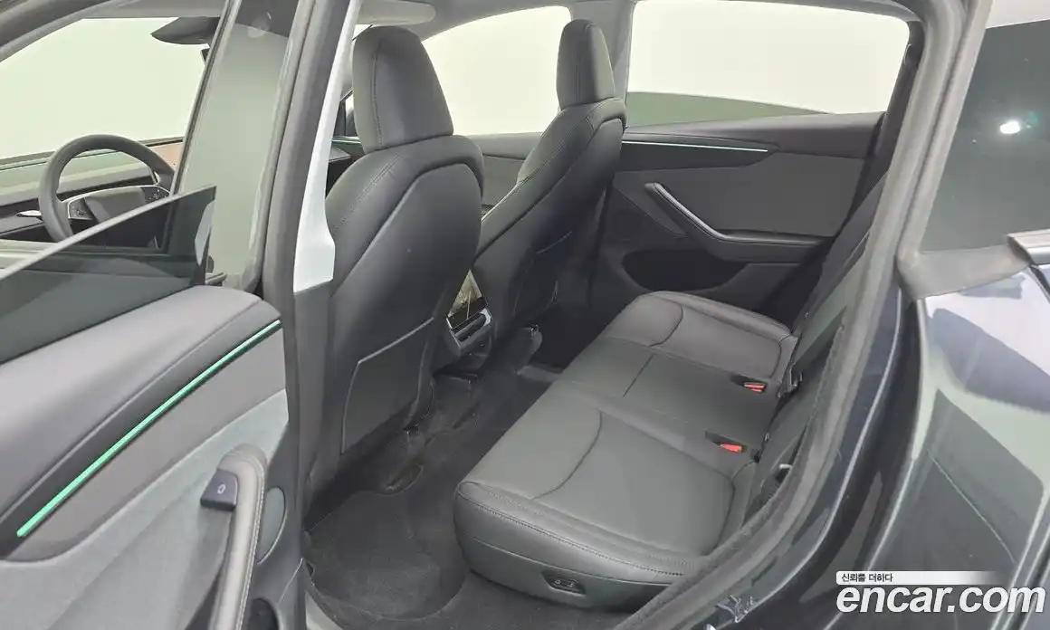 Tesla Model Y 2025 0.2 гидро, фото 11