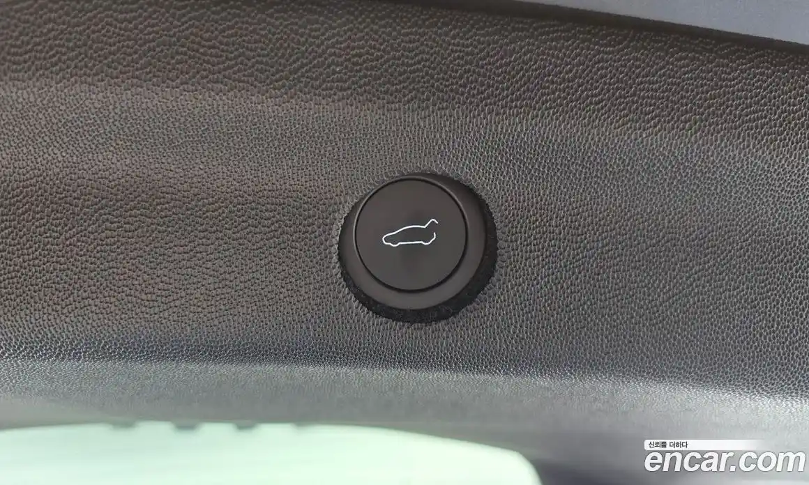 Tesla Model Y 2025 0.2 гидро, фото 17