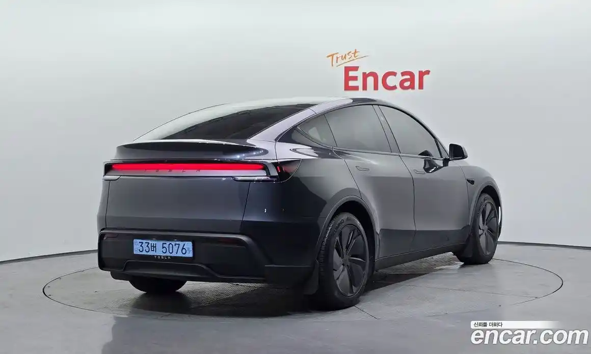Tesla Model Y 2025 0.2 гидро, фото 2
