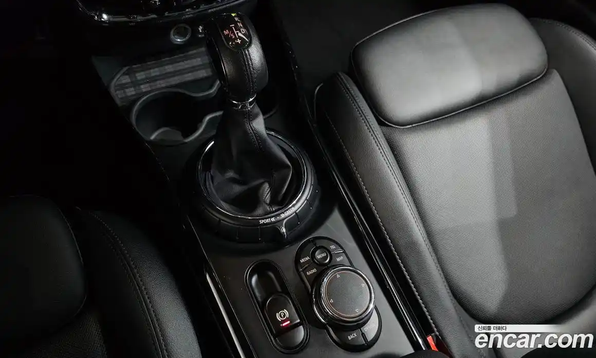 Mini Clubman 2016 2.0 автомат (гидро), фото 9