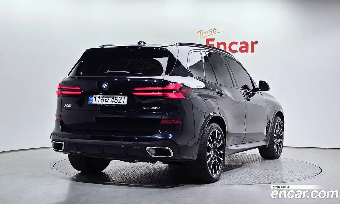 BMW X5 2025 3.0 автомат (гидро), фото 2