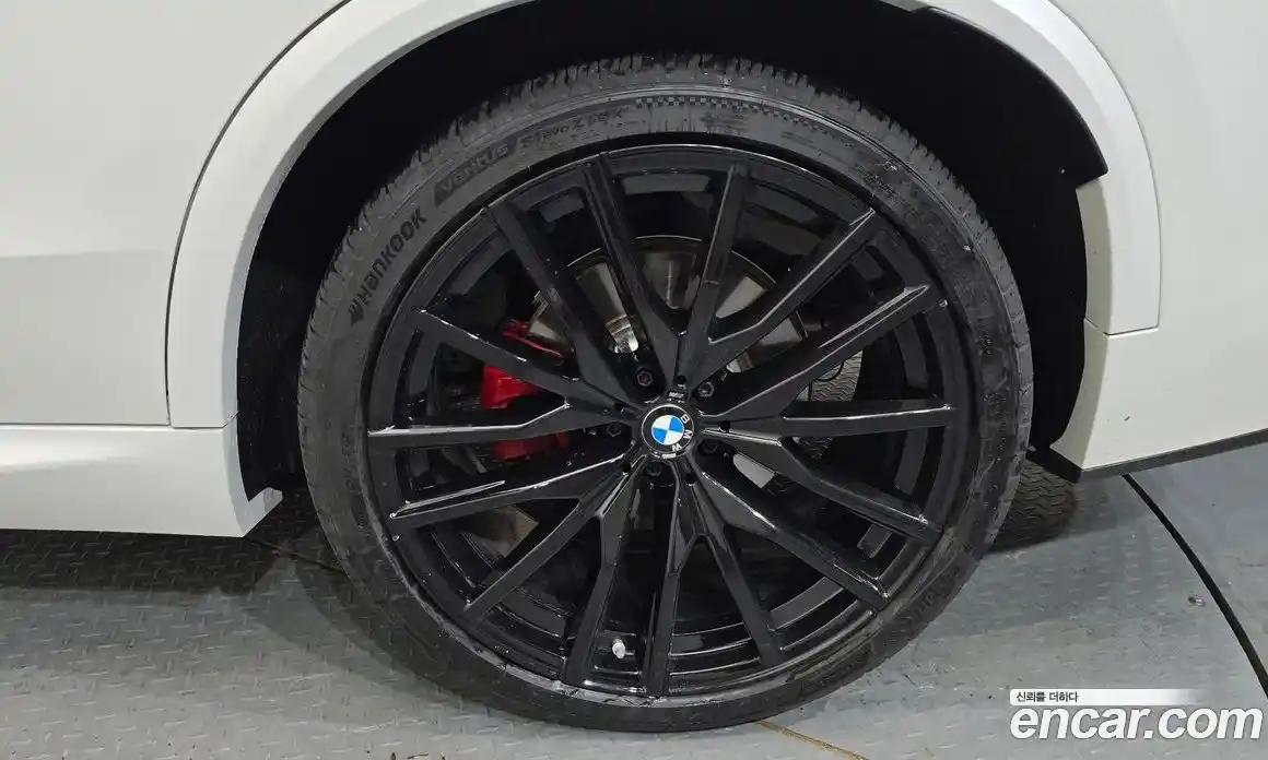 BMW X5 2025 3.0 автомат (гидро), фото 7