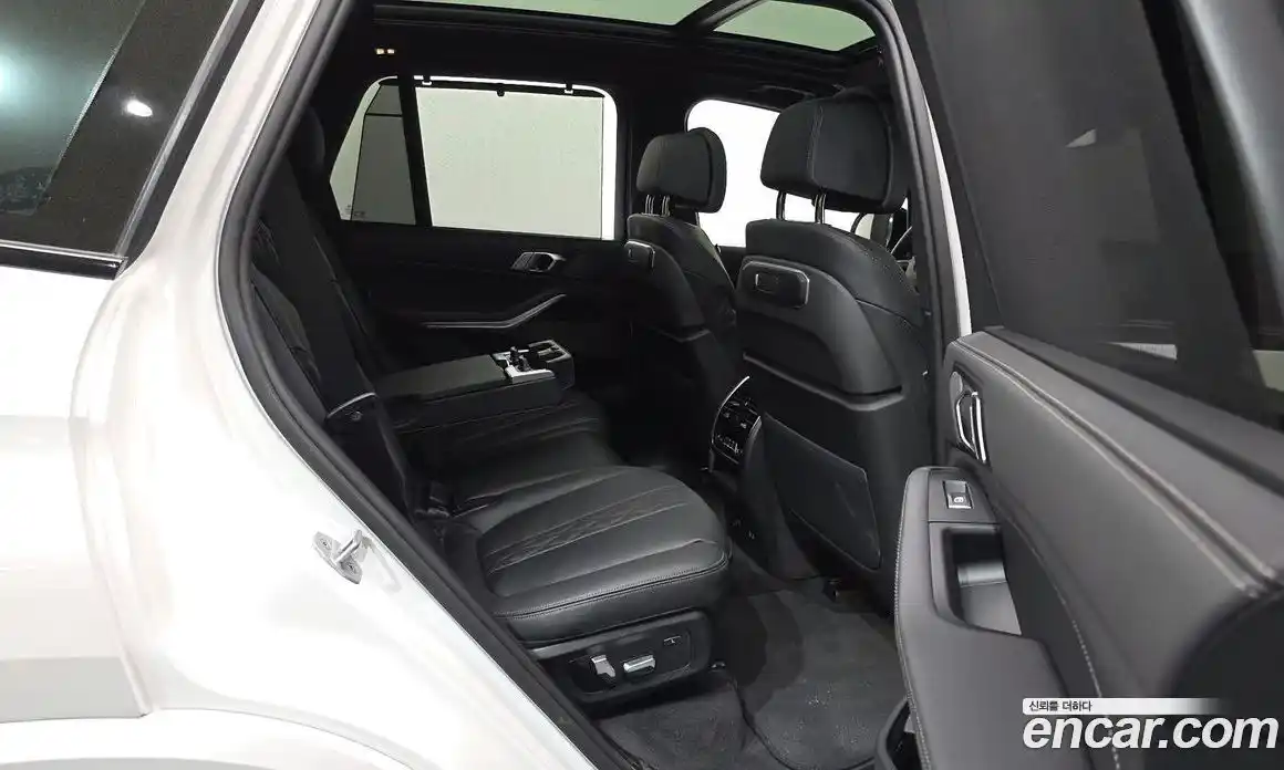 BMW X5 2025 3.0 автомат (гидро), фото 12