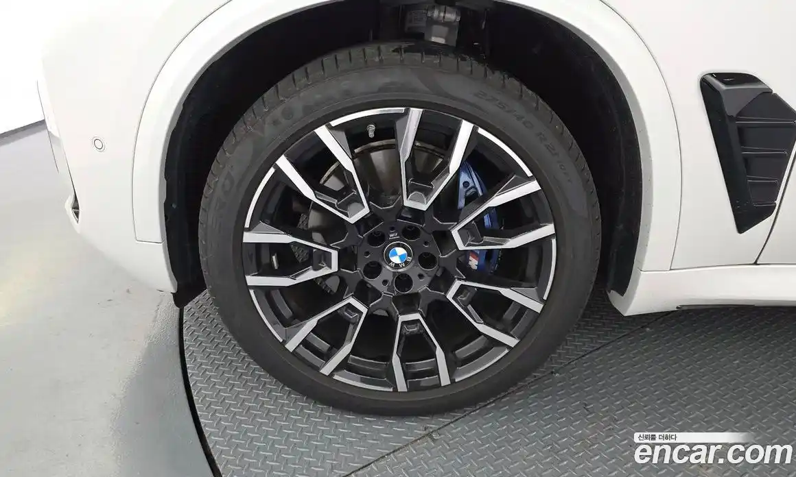 BMW X5 2025 3.0 автомат (гидро), фото 5