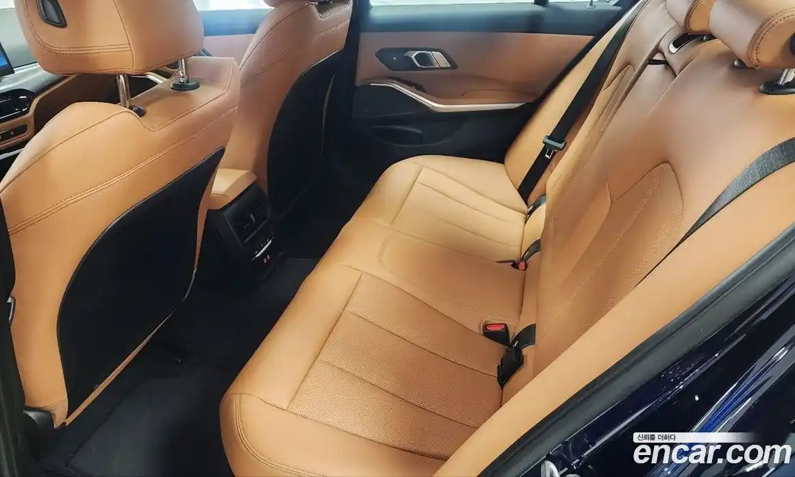 BMW 3 серия 2025 2.0 автомат (гидро), фото 11