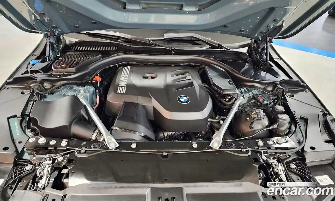 BMW 5 серия 2025 2.0 автомат (гидро), фото 6
