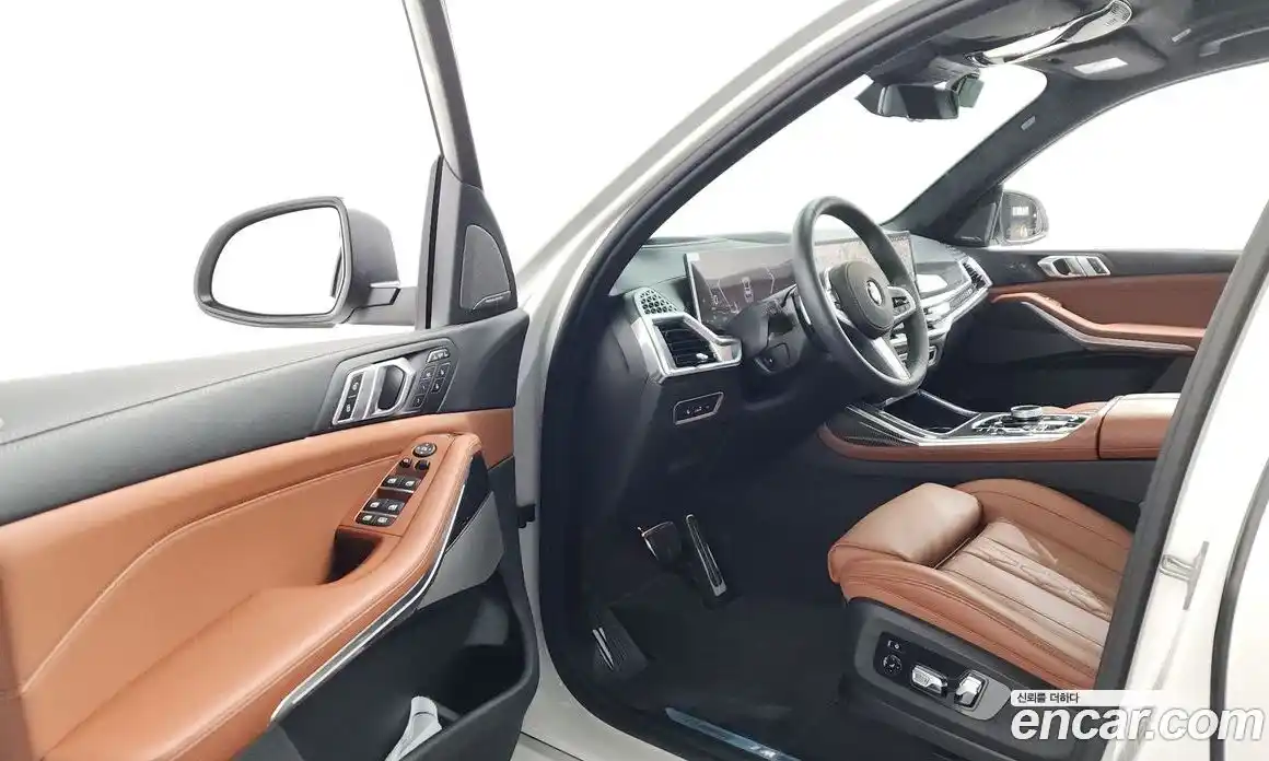 BMW X7 2025 3.0 автомат (гидро), фото 13