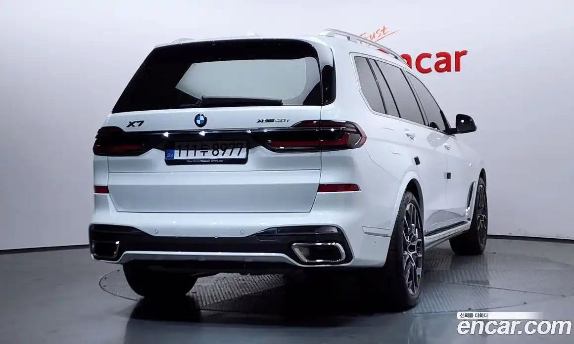 BMW X7 2025 3.0 автомат (гидро), фото 2