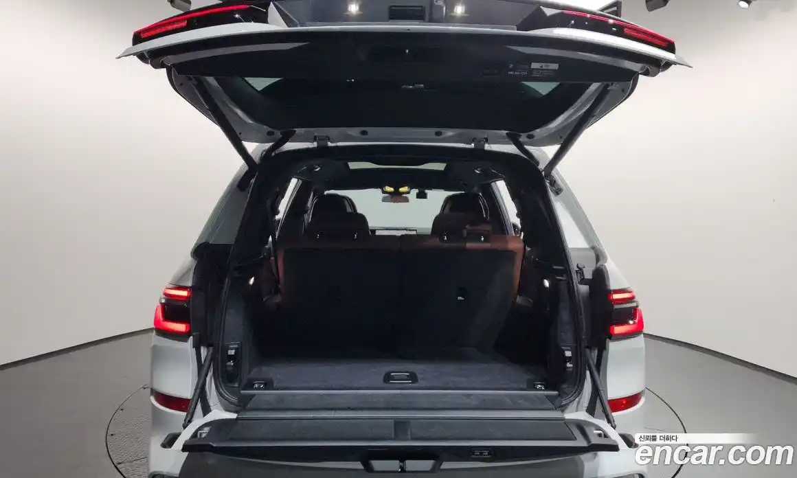 BMW X7 2025 3.0 автомат (гидро), фото 25
