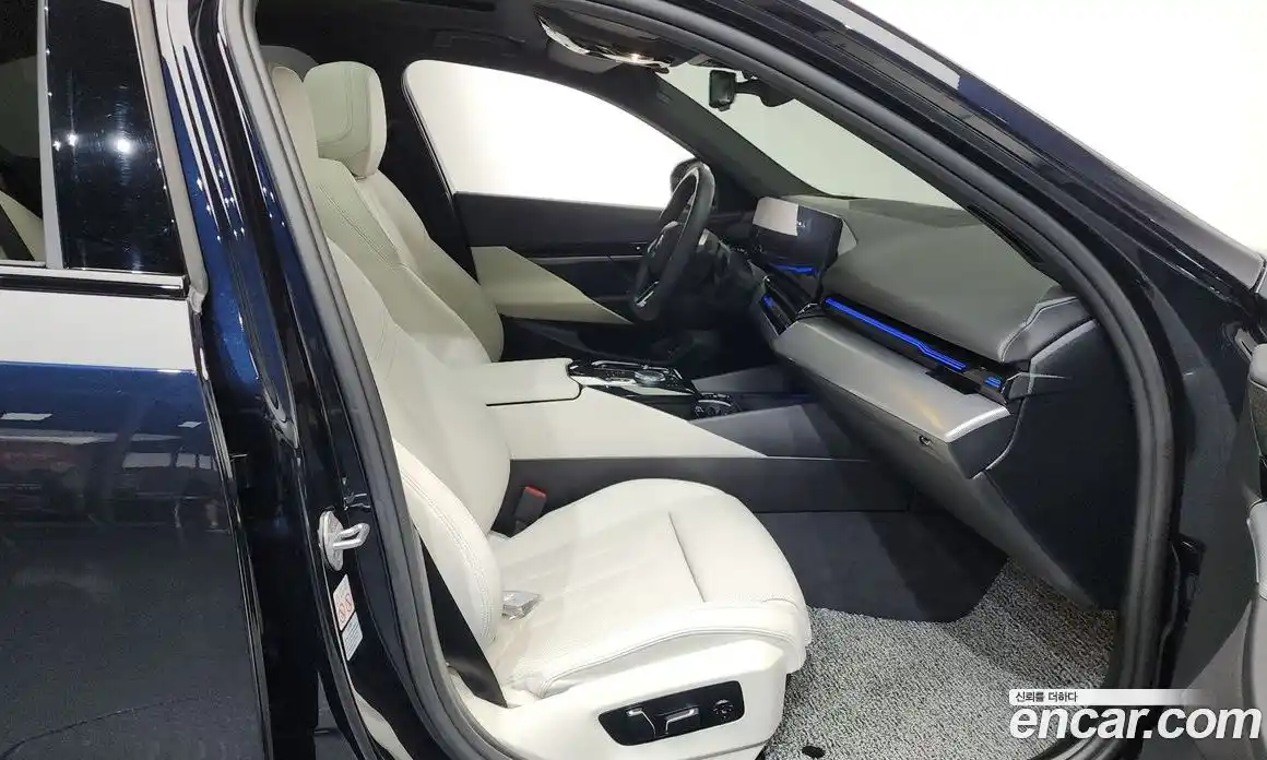 BMW 5 серия 2024 2.0 автомат (гидро), фото 16
