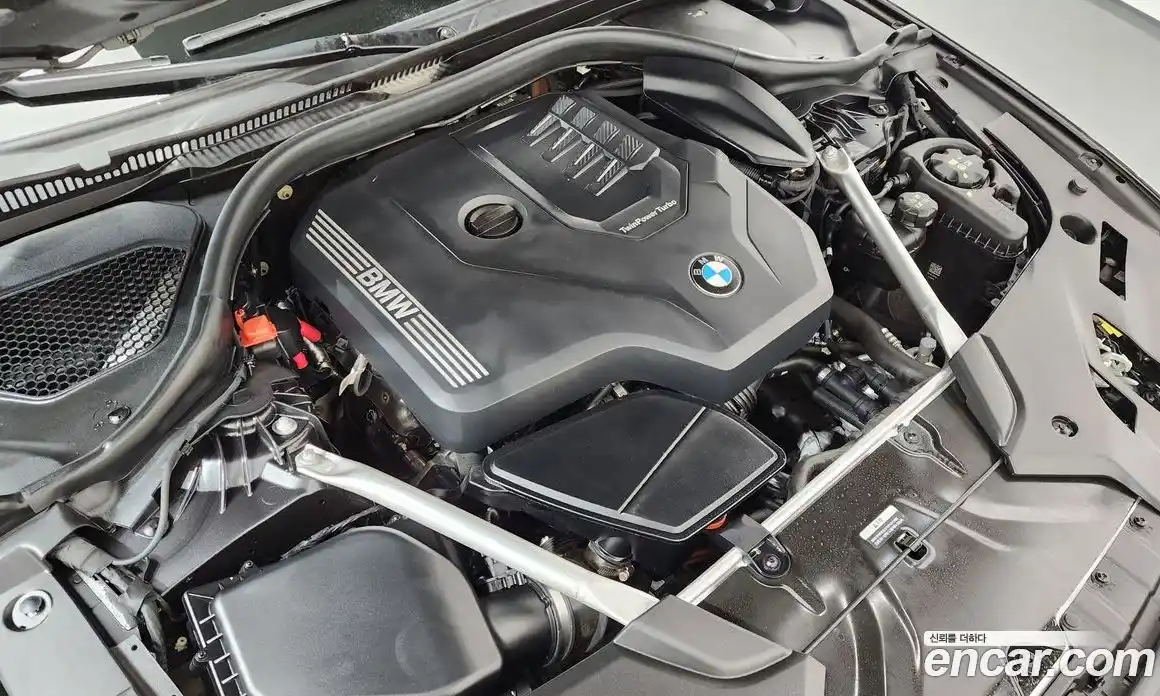 BMW 5 серия 2023 2.0 автомат (гидро), фото 6