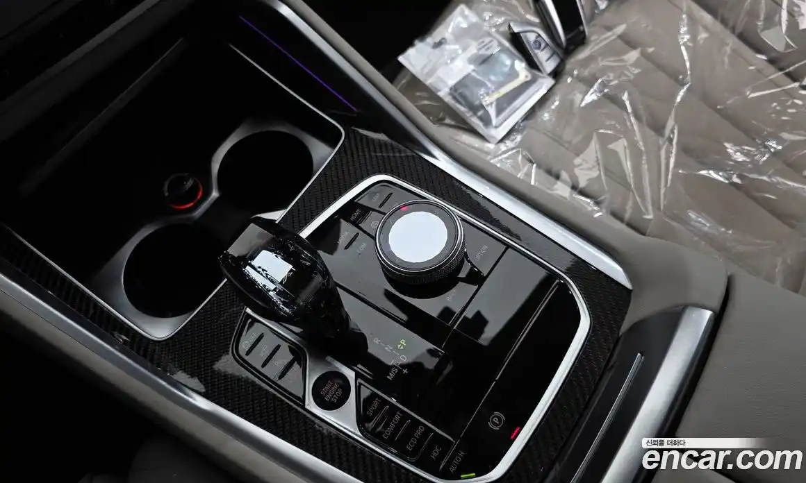 BMW X6 2023 4.4 автомат (гидро), фото 11