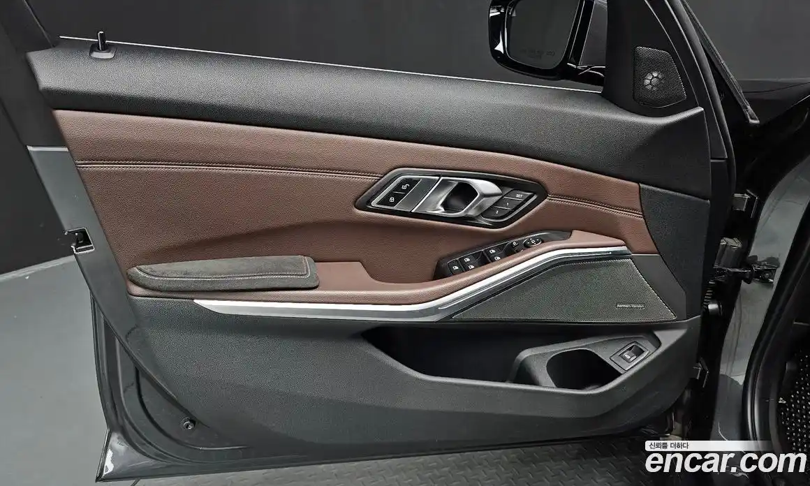 BMW 3 серия 2019 2.0 автомат (гидро), фото 13