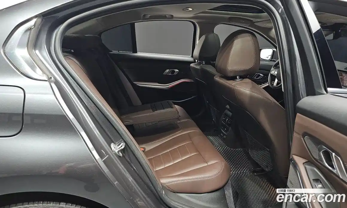 BMW 3 серия 2019 2.0 автомат (гидро), фото 15
