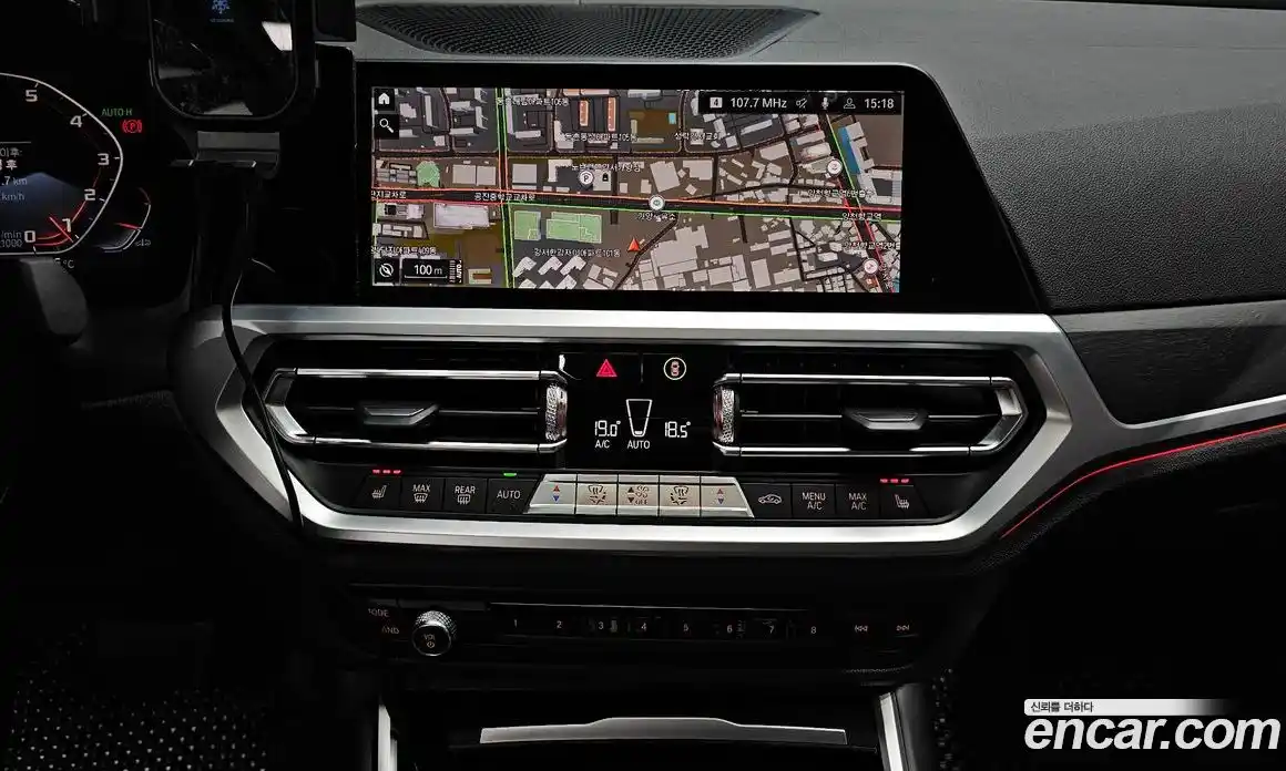 BMW 3 серия 2019 2.0 автомат (гидро), фото 19