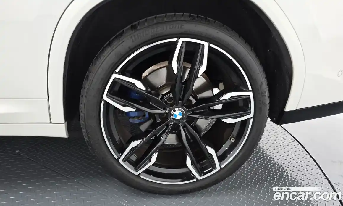 BMW X4 2022 3.0 автомат (гидро), фото 6