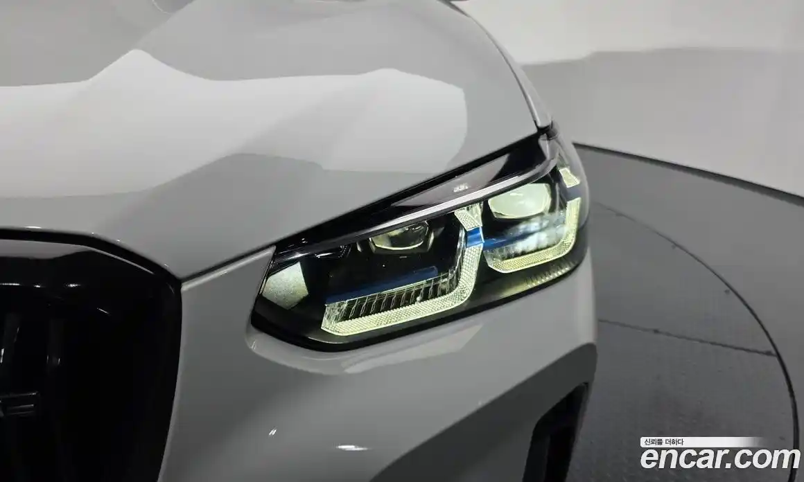 BMW X4 2022 3.0 автомат (гидро), фото 7