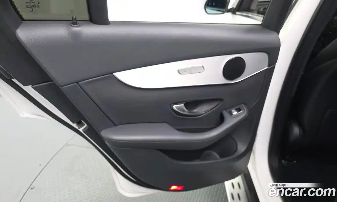 Mercedes-Benz GLC-Class 2019 2.0 гидро, фото 14 Mercedes-Benz GLC-Class 2019 2.0 гидро, фото 14