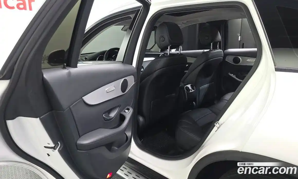 Mercedes-Benz GLC-Class 2019 2.0 гидро, фото 17 Mercedes-Benz GLC-Class 2019 2.0 гидро, фото 17