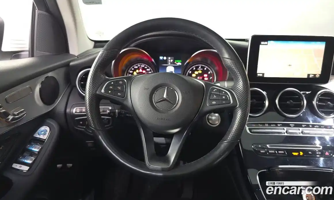 Mercedes-Benz GLC-Class 2019 2.0 гидро, фото 18 Mercedes-Benz GLC-Class 2019 2.0 гидро, фото 18