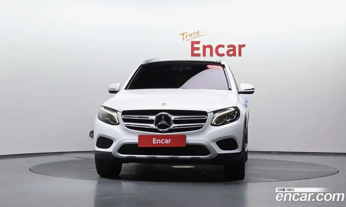 Mercedes-Benz GLC-Class 2019 2.0 гидро, фото 2 Mercedes-Benz GLC-Class 2019 2.0 гидро, фото 2