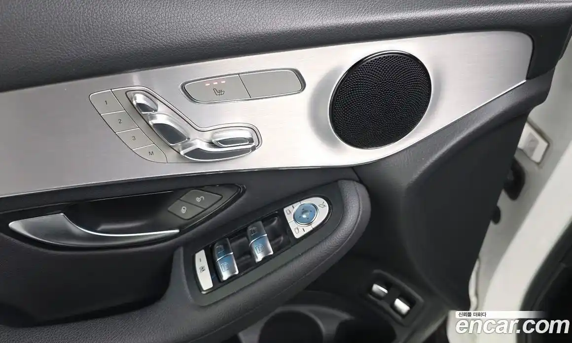Mercedes-Benz GLC-Class 2019 2.0 гидро, фото 27 Mercedes-Benz GLC-Class 2019 2.0 гидро, фото 27