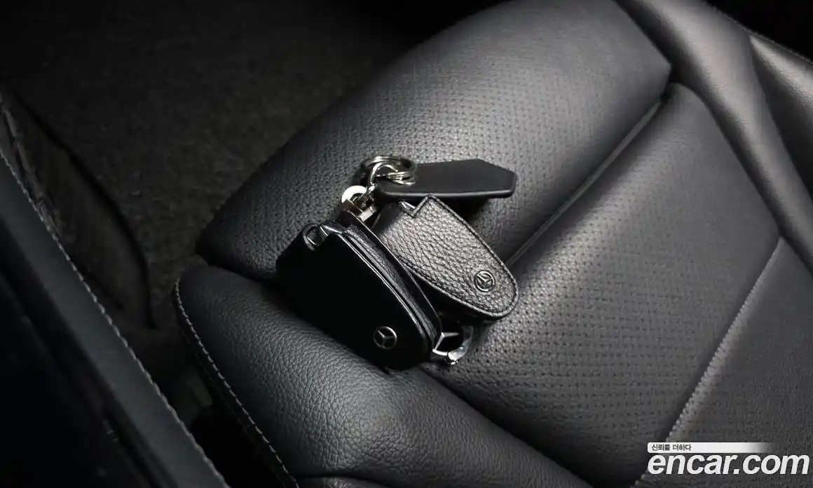Mercedes-Benz GLC-Class 2019 2.0 гидро, фото 29 Mercedes-Benz GLC-Class 2019 2.0 гидро, фото 29