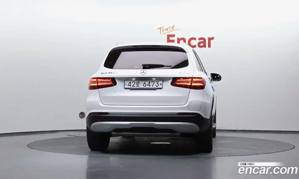 Mercedes-Benz GLC-Class 2019 2.0 гидро, фото 3 Mercedes-Benz GLC-Class 2019 2.0 гидро, фото 3