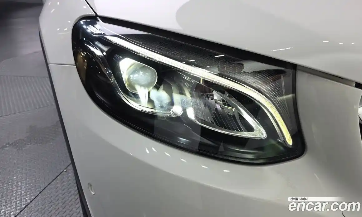 Mercedes-Benz GLC-Class 2019 2.0 гидро, фото 7 Mercedes-Benz GLC-Class 2019 2.0 гидро, фото 7