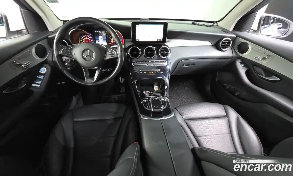 Mercedes-Benz GLC-Class 2019 2.0 гидро, фото 9 Mercedes-Benz GLC-Class 2019 2.0 гидро, фото 9