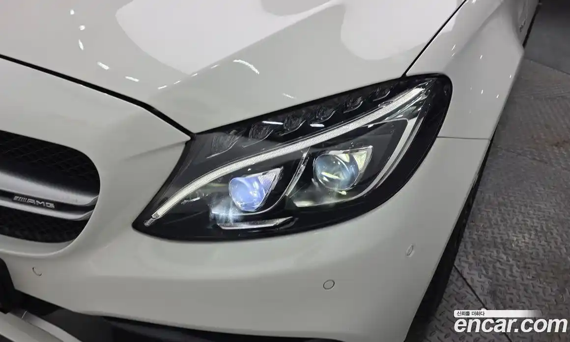 Mercedes-Benz C-Class 2017 4.0 гидро, фото 8 Mercedes-Benz C-Class 2017 4.0 гидро, фото 8