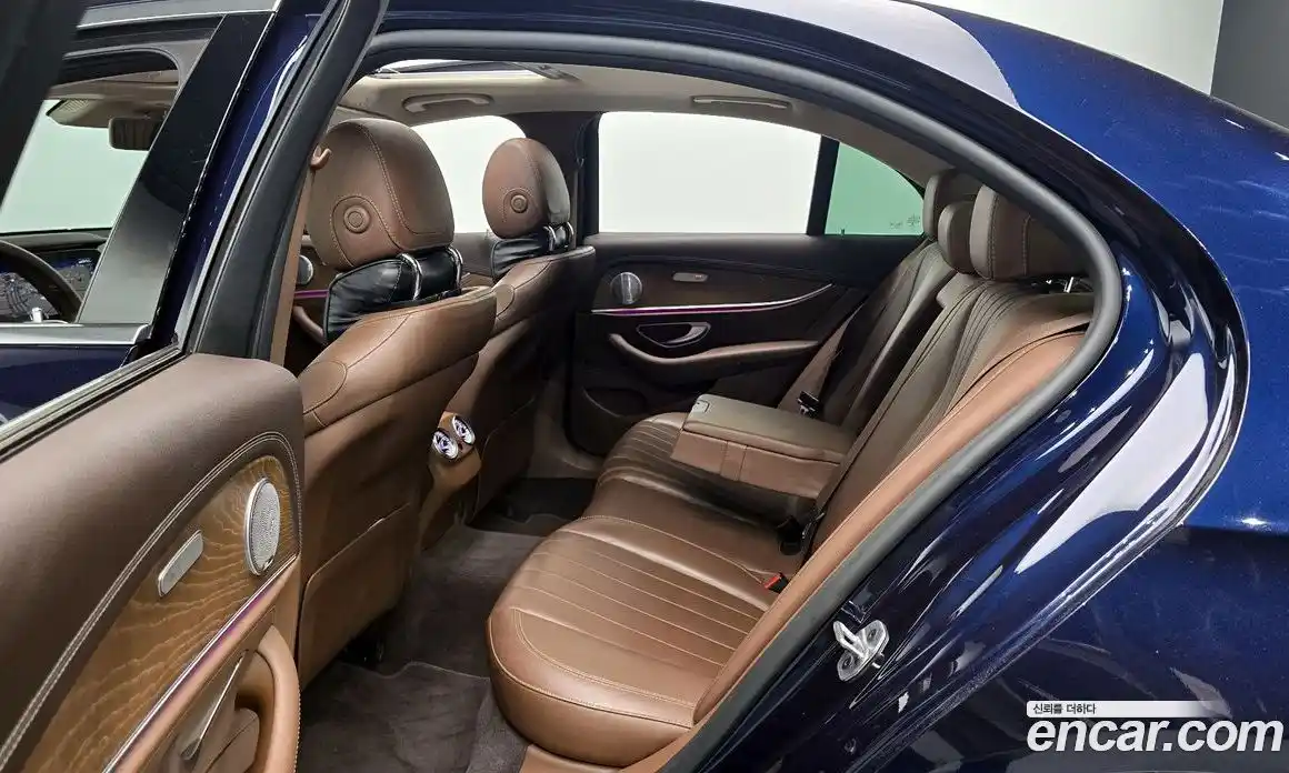 Mercedes-Benz E-Class 2019 1.9 автомат (гидро), фото 12