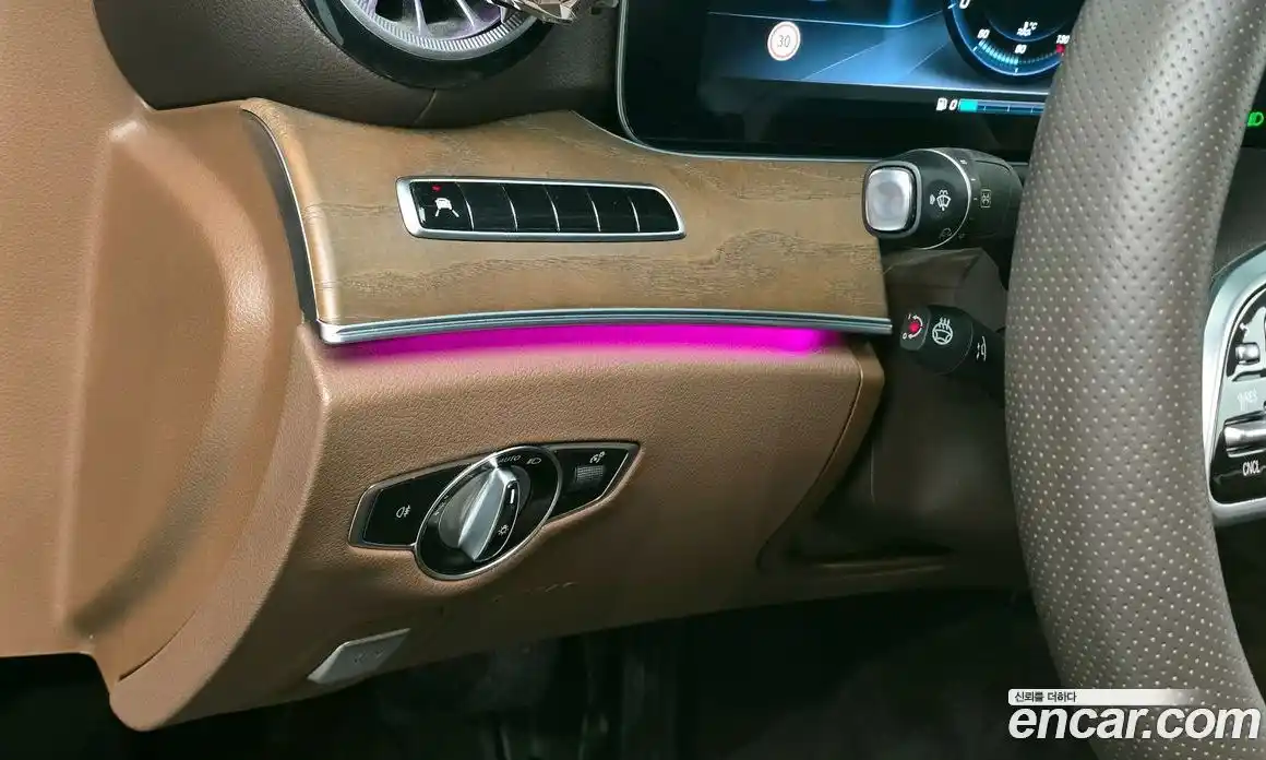 Mercedes-Benz E-Class 2019 1.9 автомат (гидро), фото 14