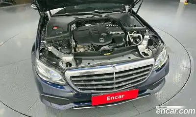 Mercedes-Benz E-Class 2019 1.9 автомат (гидро), миниатюра 6