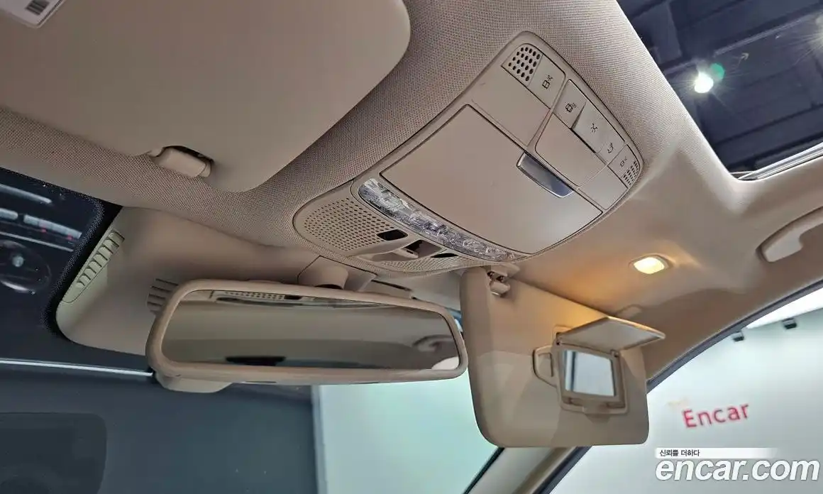 Mercedes-Benz C-Class 2017 2.1 гидро, фото 20 Mercedes-Benz C-Class 2017 2.1 гидро, фото 20