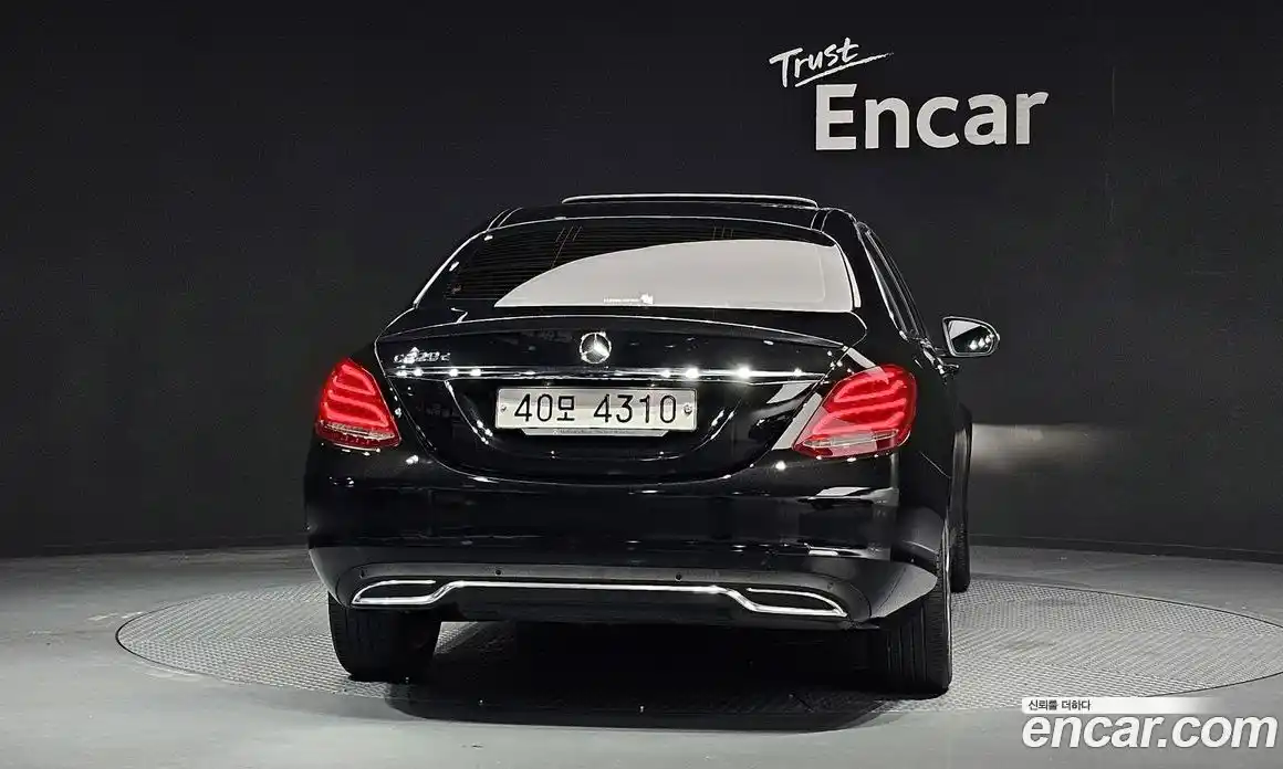 Mercedes-Benz C-Class 2017 2.1 гидро, фото 4 Mercedes-Benz C-Class 2017 2.1 гидро, фото 4