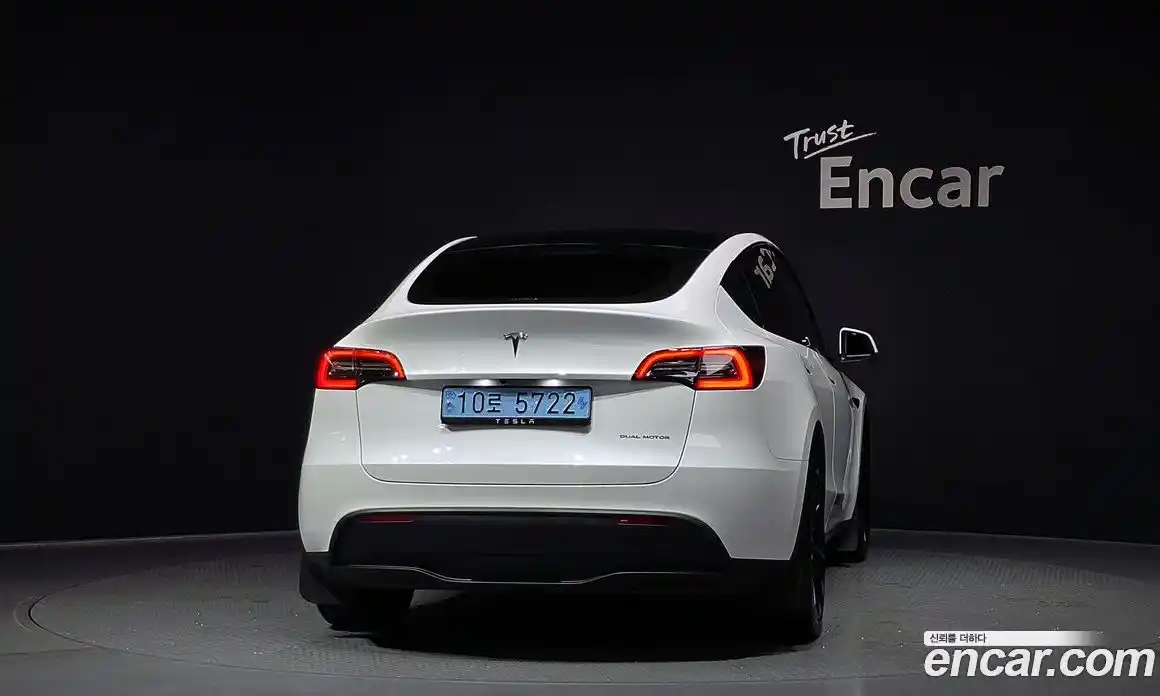 Tesla Model Y 2024 0.2 гидро, фото 4