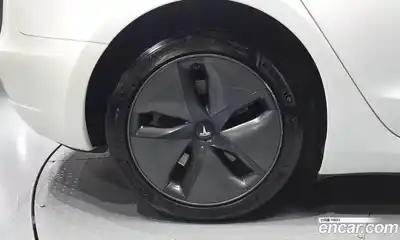 Tesla Model 3 2020 0.1 гидро, миниатюра 5