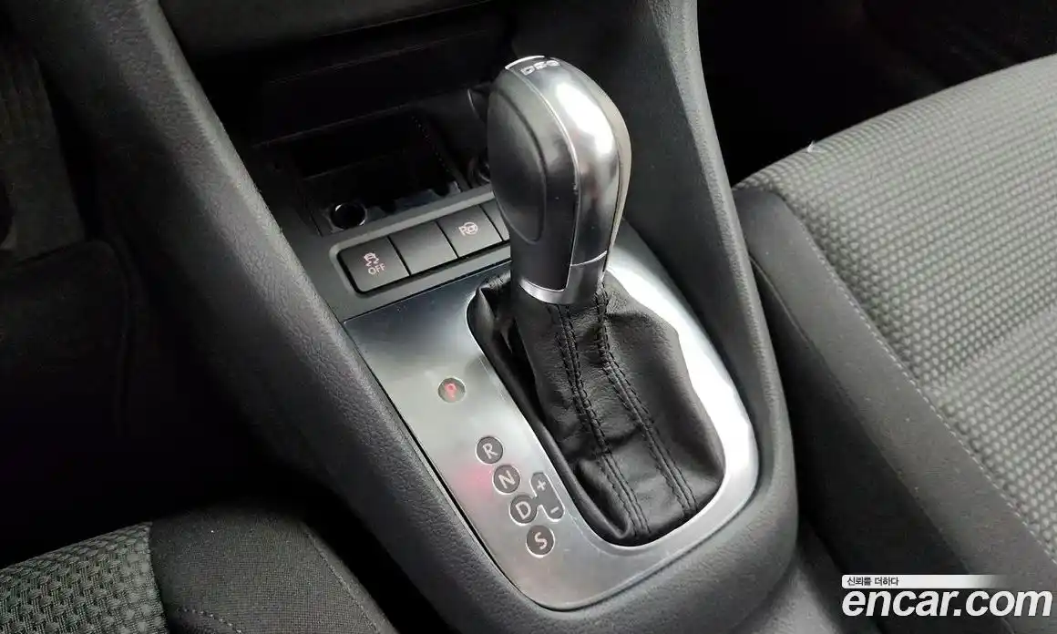 Volkswagen Golf 2011 1.4 автомат (гидро), фото 9