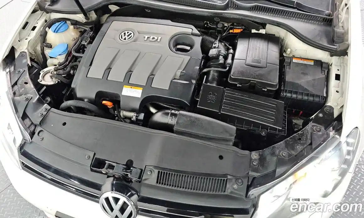 Volkswagen Golf 2012 1.6 автомат (гидро), фото 6