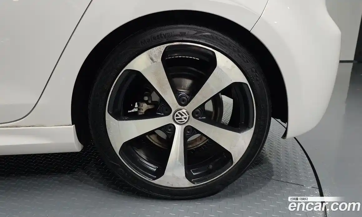 Volkswagen Golf 2012 1.6 автомат (гидро), фото 7