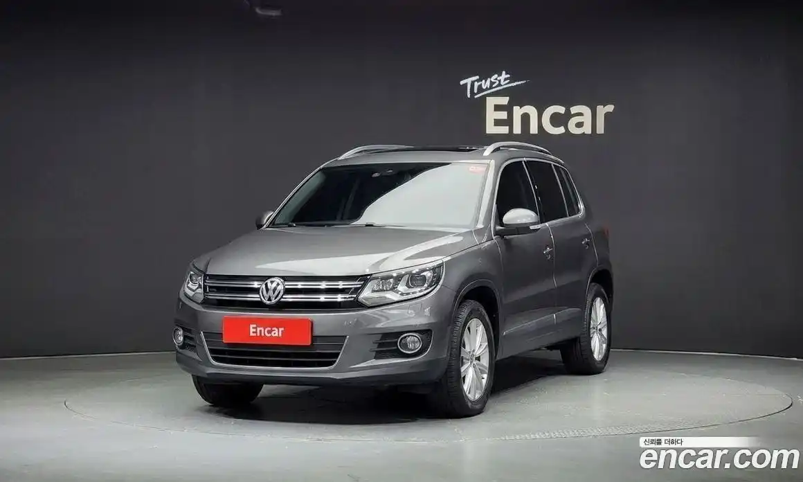 Volkswagen Tiguan 2015 2.0 автомат (гидро), фото 3
