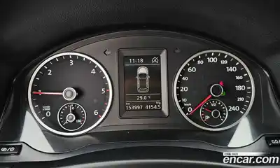 Volkswagen Tiguan 2015 2.0 автомат (гидро), миниатюра 8