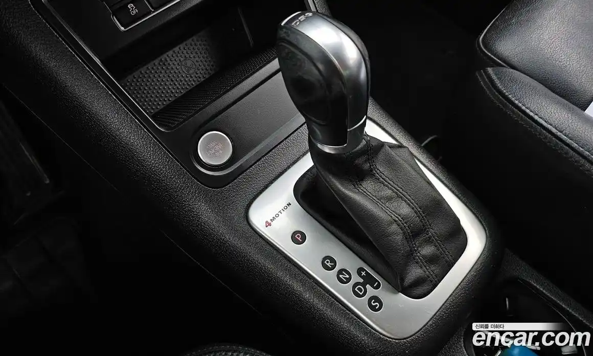 Volkswagen Tiguan 2015 2.0 автомат (гидро), фото 9
