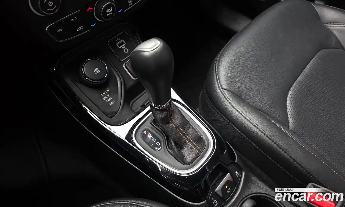 Jeep Compass 2019 2.4 автомат (гидро), фото 12