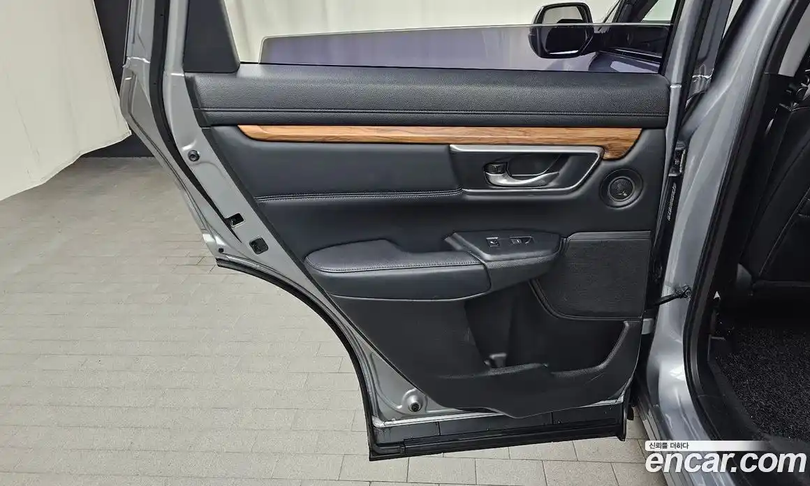 Honda CR-V 2017 1.5 автомат (гидро), фото 15