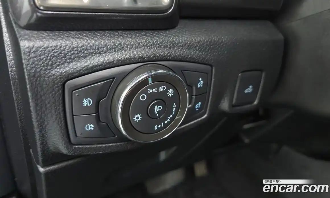 Ford Ranger 2021 2.0 автомат (гидро), фото 28