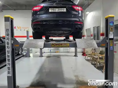Maserati Levante 2018 3.0 гидро, миниатюра 2