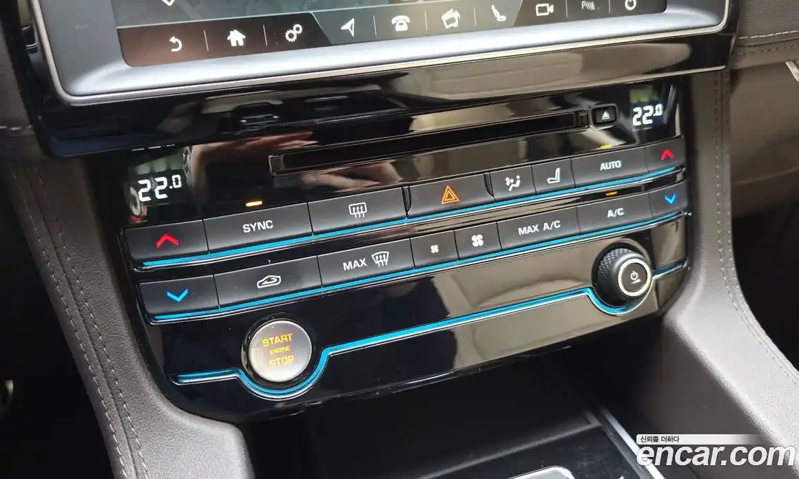 Jaguar F-Pace 2019 2.0 гидро, фото 24