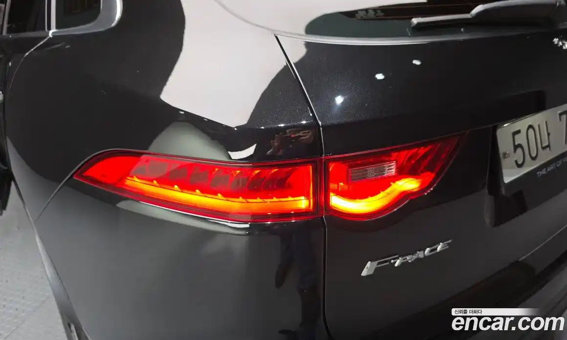 Jaguar F-Pace 2019 2.0 гидро, фото 9